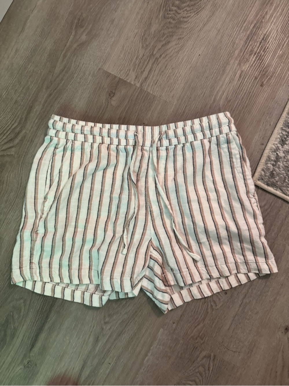 Striped old navy shorts